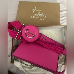 NEW!! CHRISTIAN LOUBOUTIN CROSSBODY